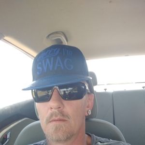 Meet your Posher, Ray